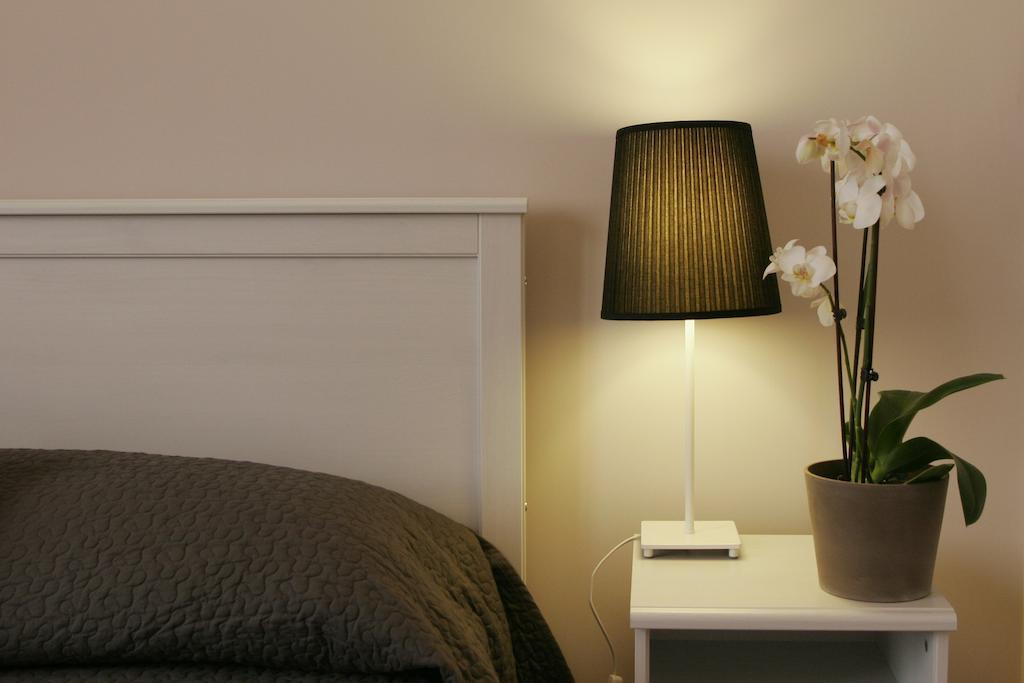 Roman Suite Rom
